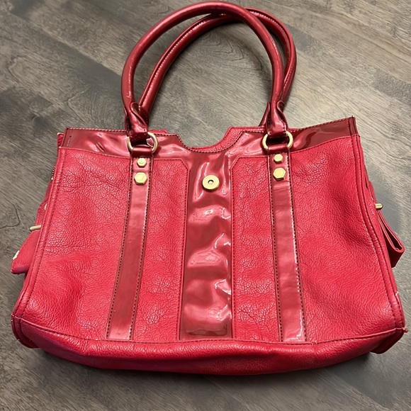 Unique red Gianni Bini with beautiful black and white lining. - Picture 3 of 5